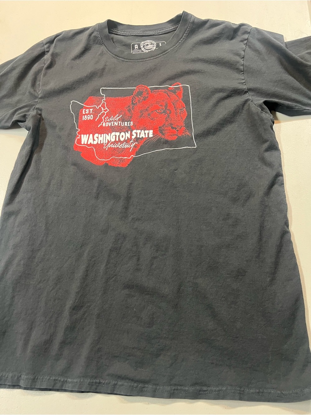 Washington State University Cougars T-Shirt Men’s Large Black